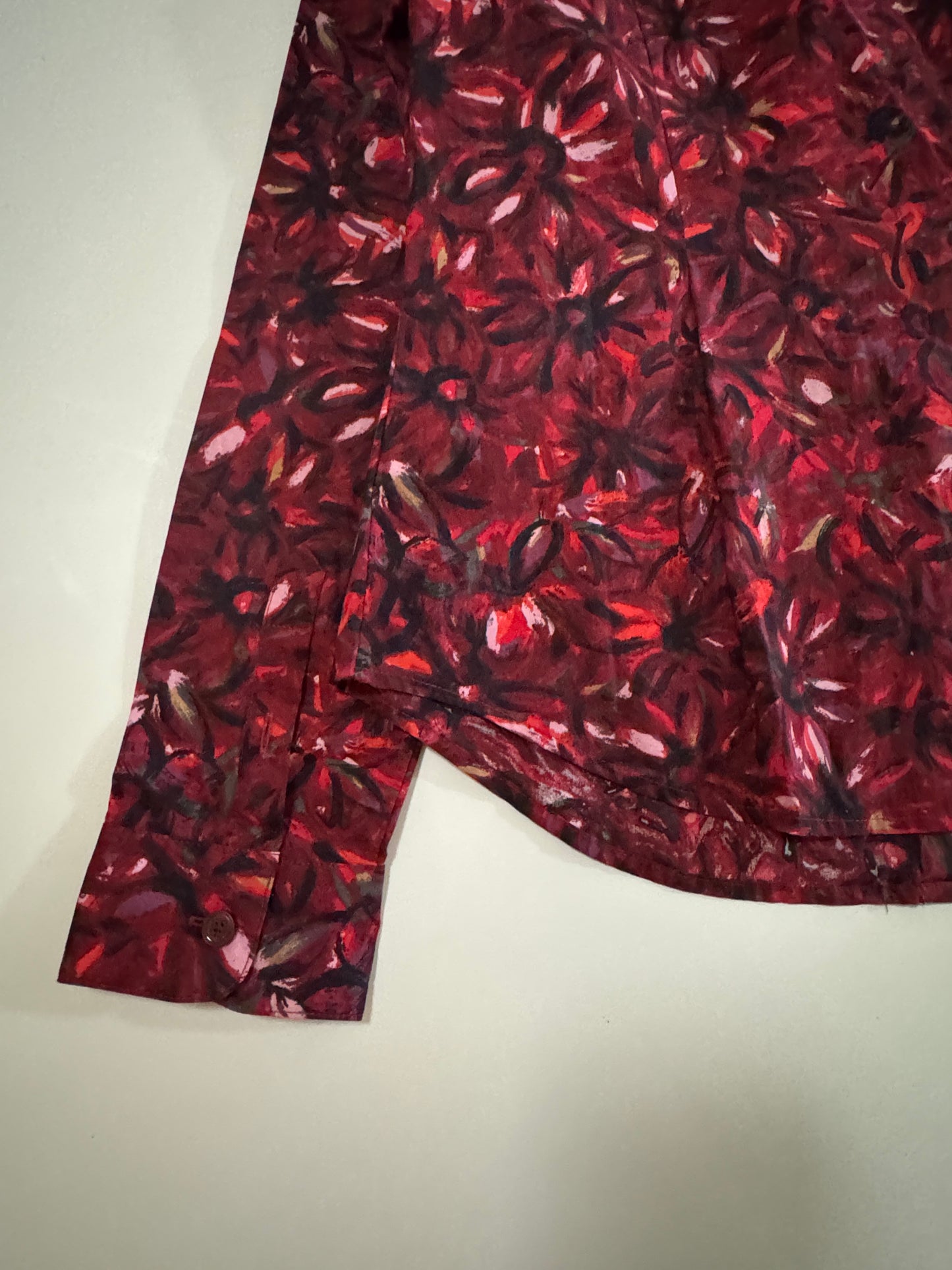 Camisa roja estampada de flores, Talla 6, S-M(reducido), Mujer