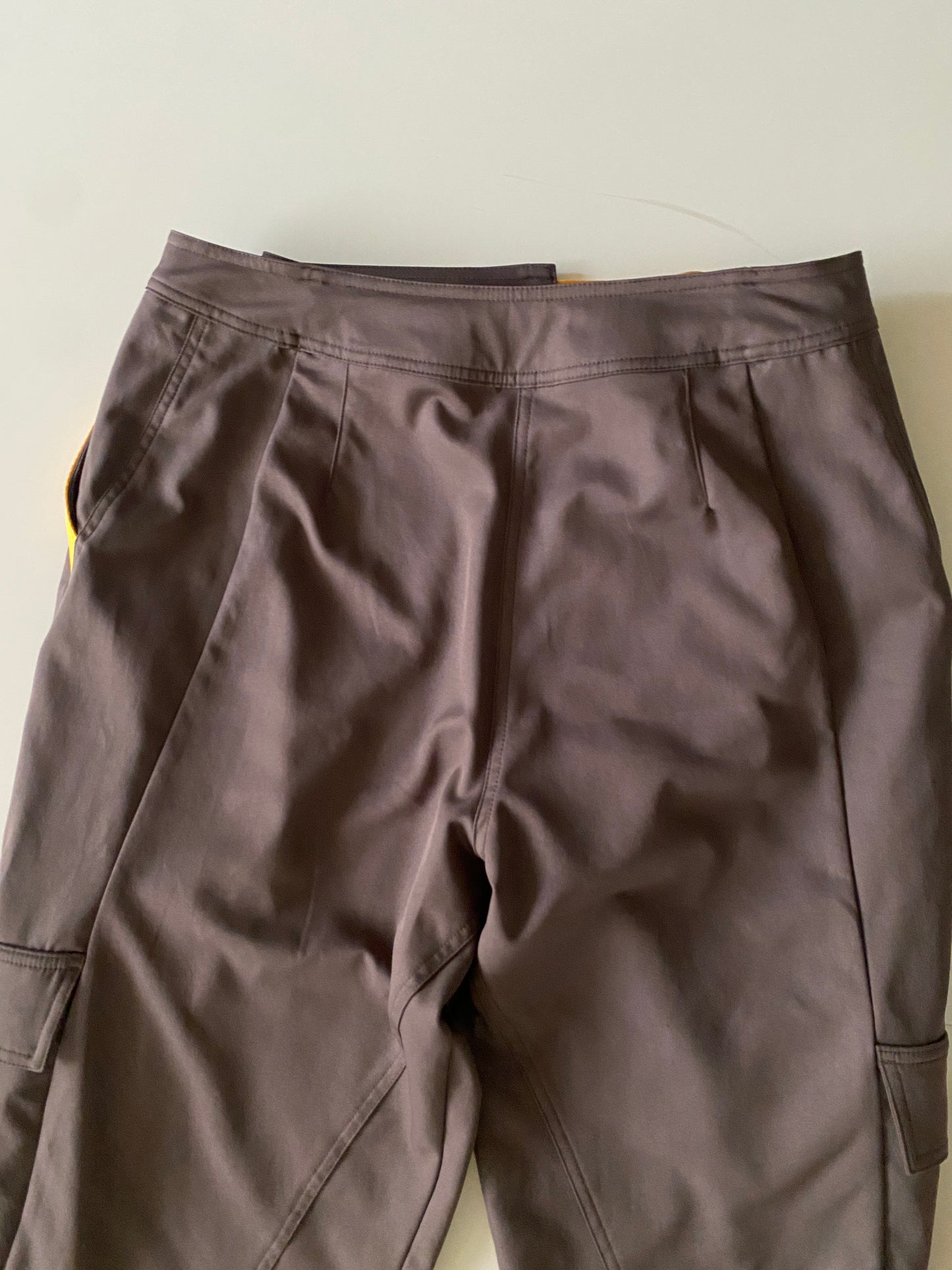 Pantalones harem cafés, Talla M, Hombre