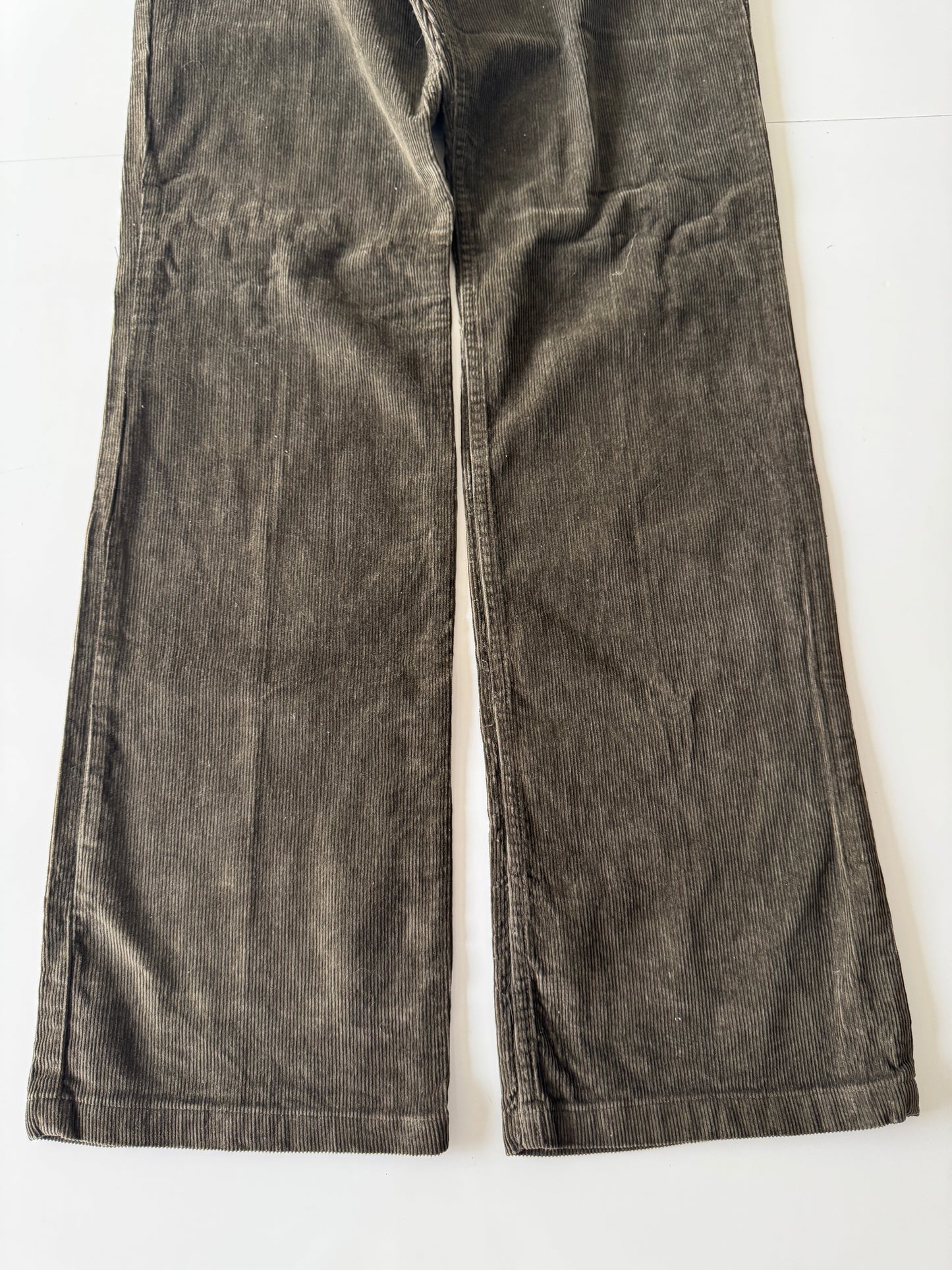 Pantalones cafes de corduroy, Talla 30Mx, 8Usa, Mujer, Zara Basic