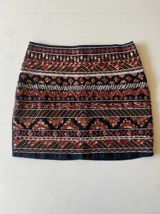 Falda con bordado tribal al frente, Talla 6, Mujer