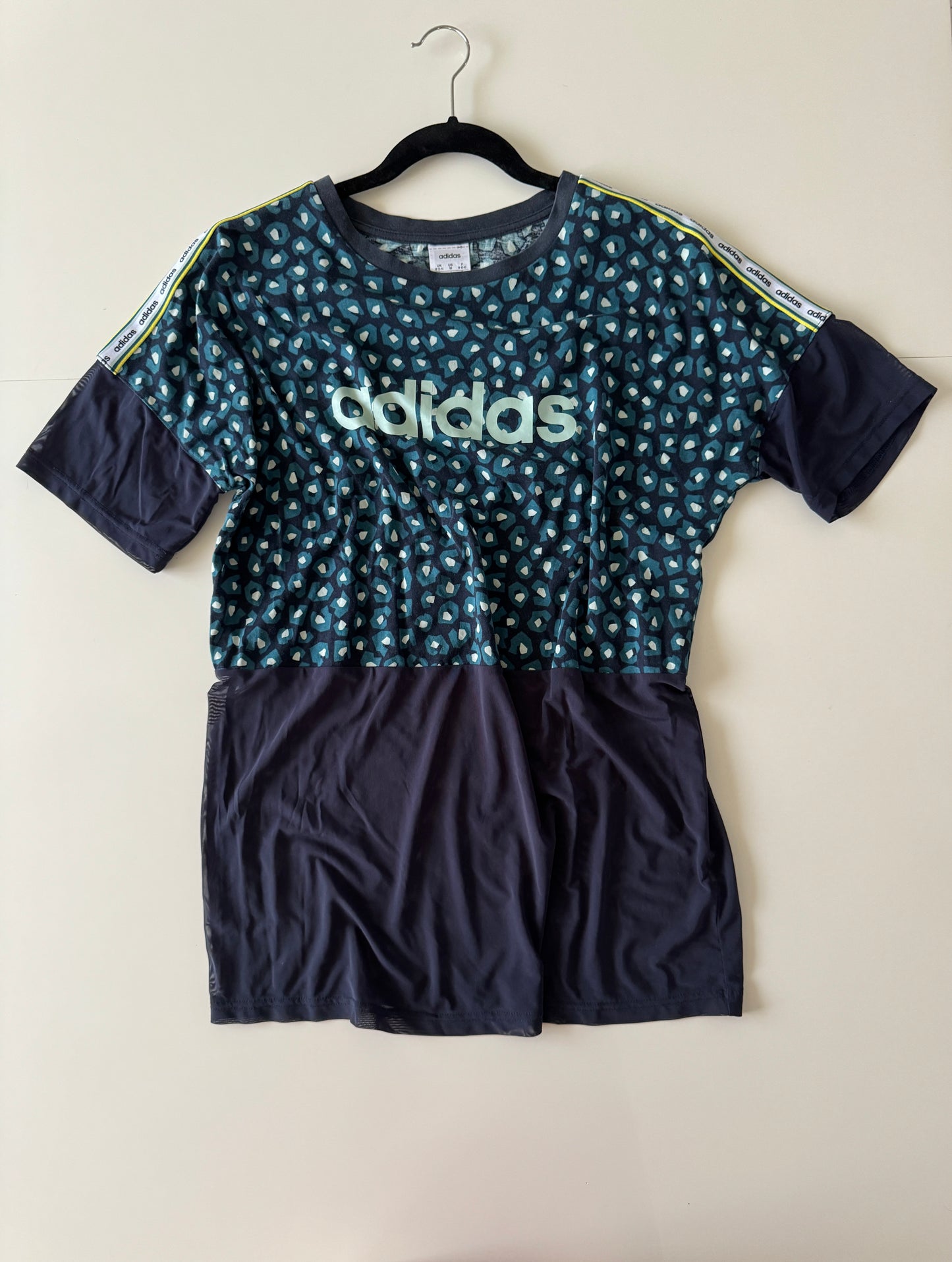 Playera deportiva estampada, Talla M, Mujer