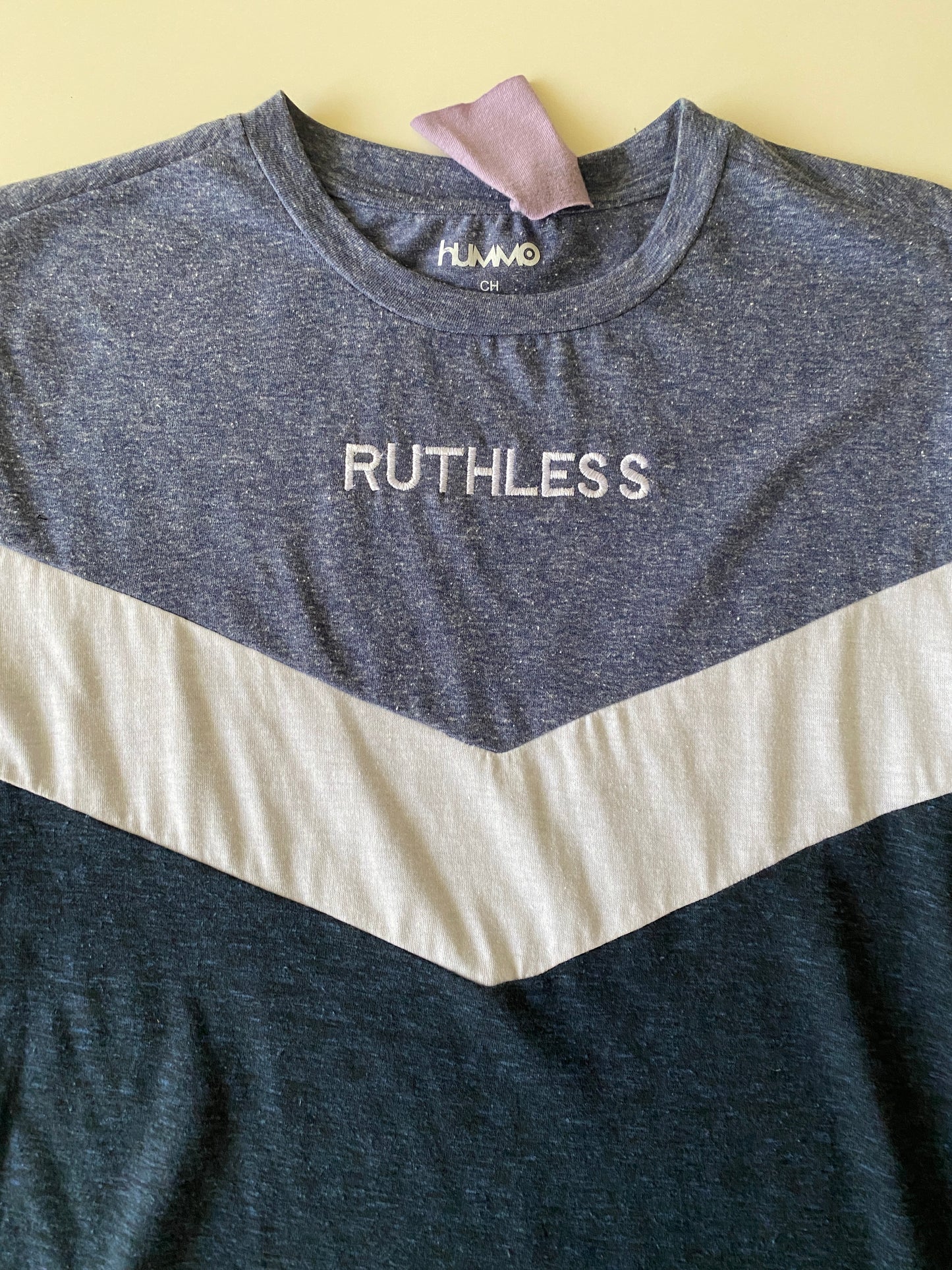 Playera tonos azul: Ruthless, Talla S, Hombre