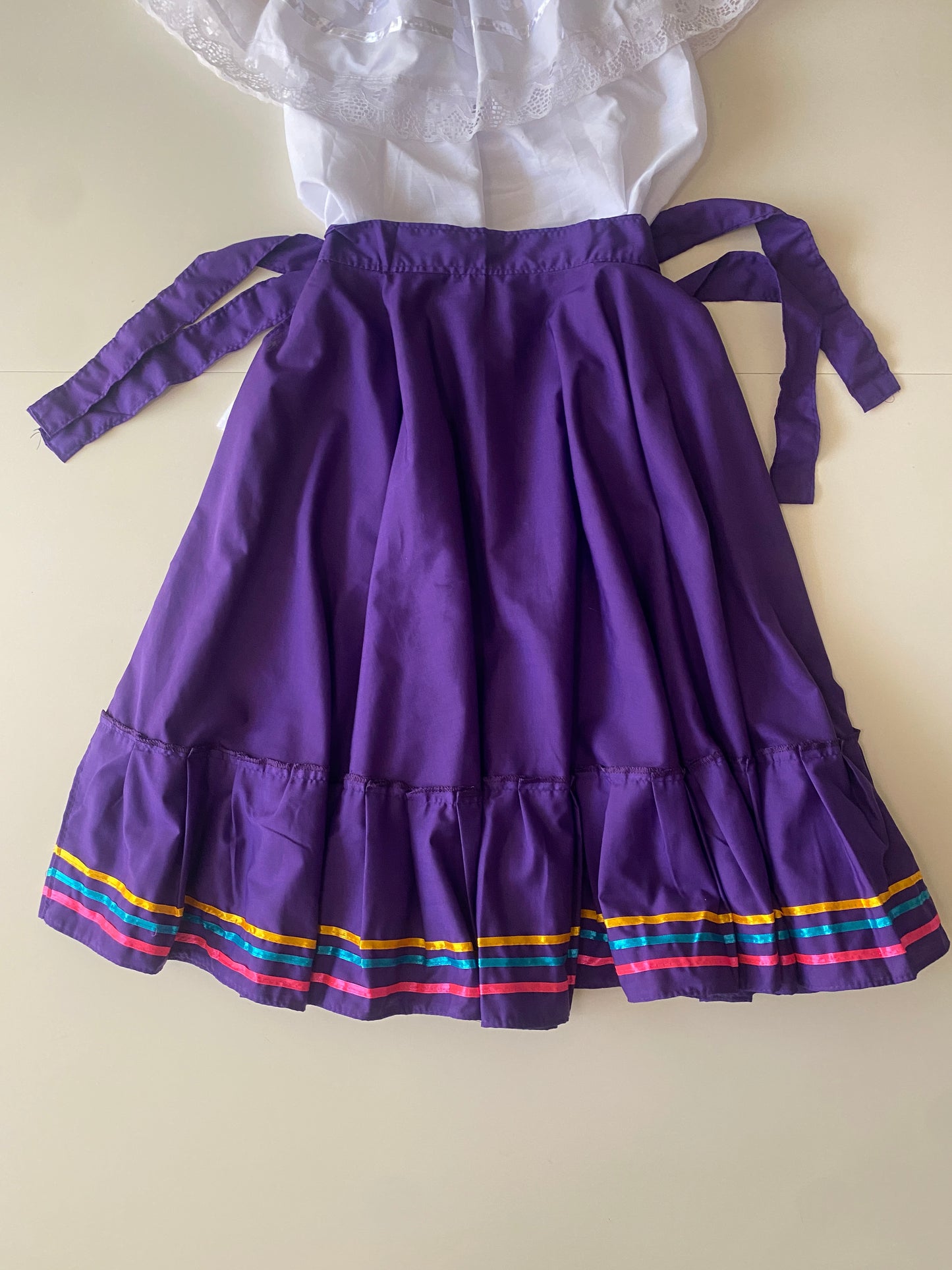 Conjunto mexicano (5 piezas), Talla 8 años, Niña