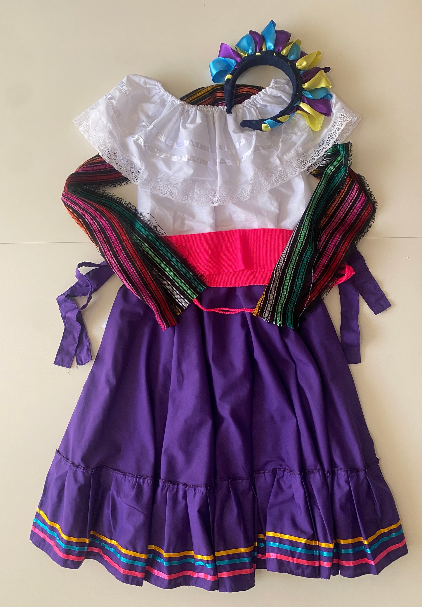 Conjunto mexicano (5 piezas), Talla 8 años, Niña