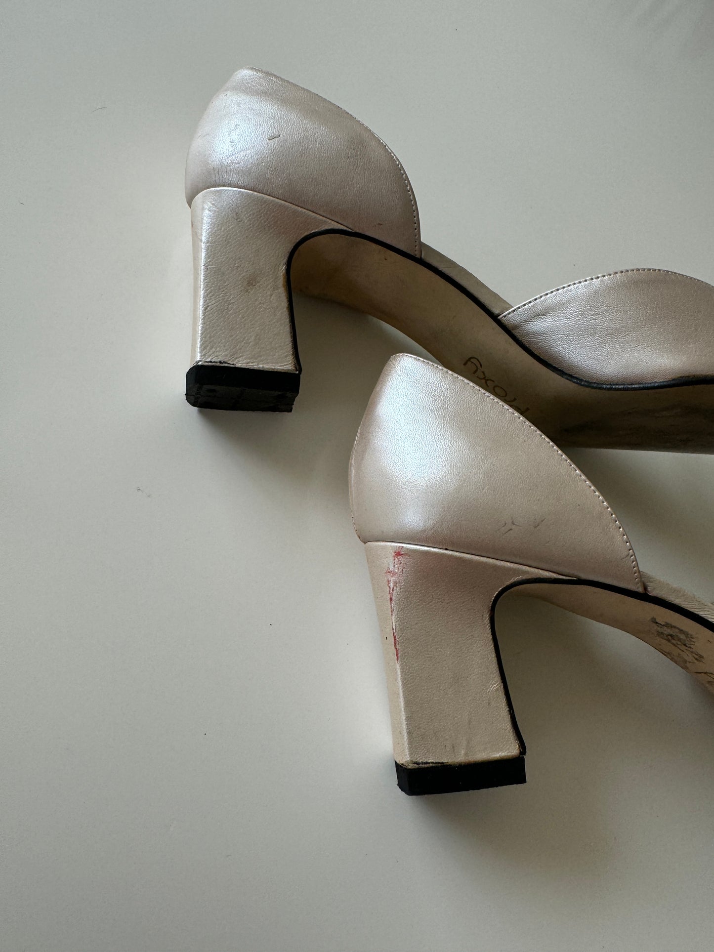 Zapatos beige de fiesta, Talla 8.5 Usa, Mujer