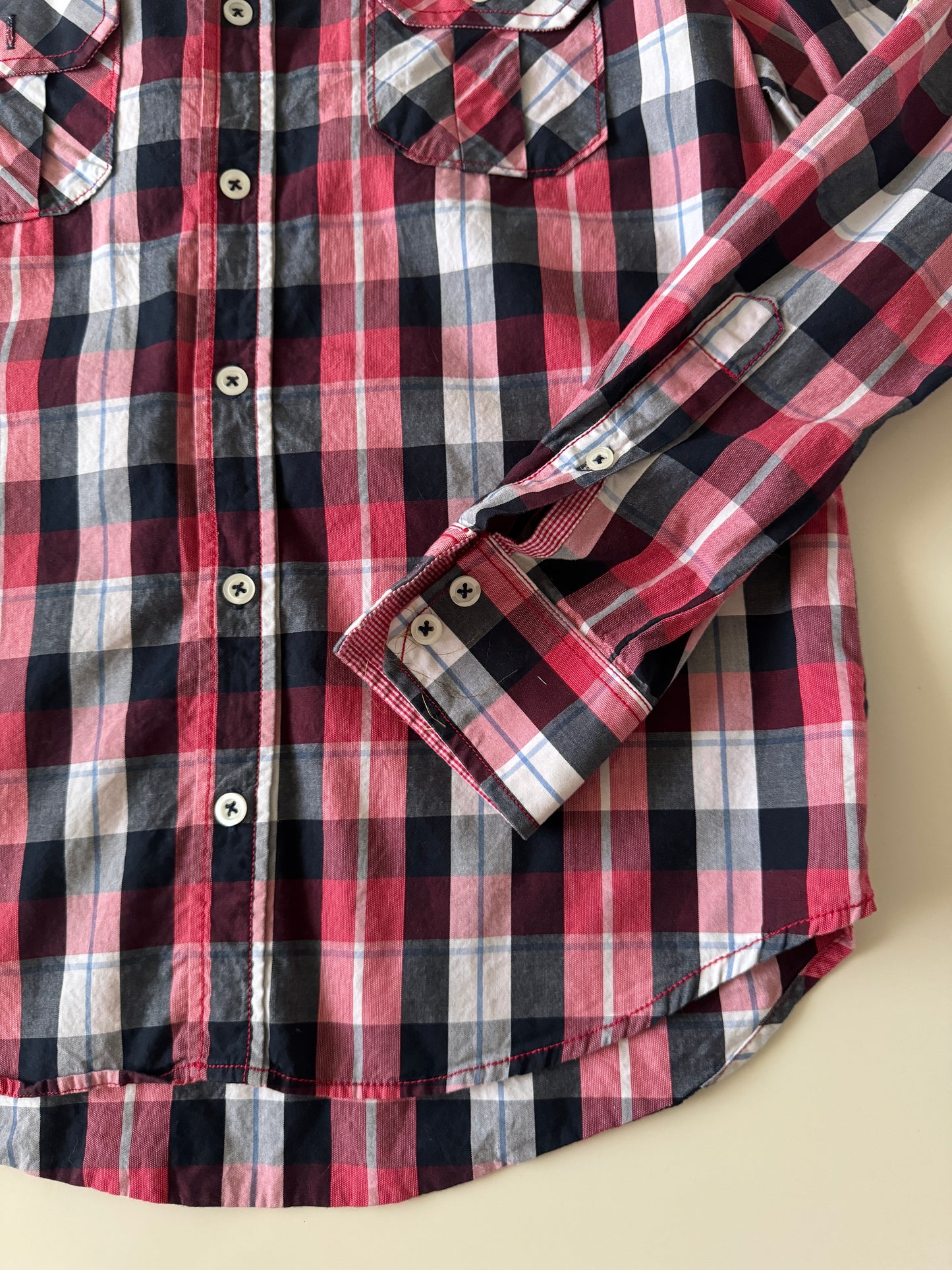 Camisa de cuadros con bolsillos frontales, Talla S, Slim Fit, Hombre