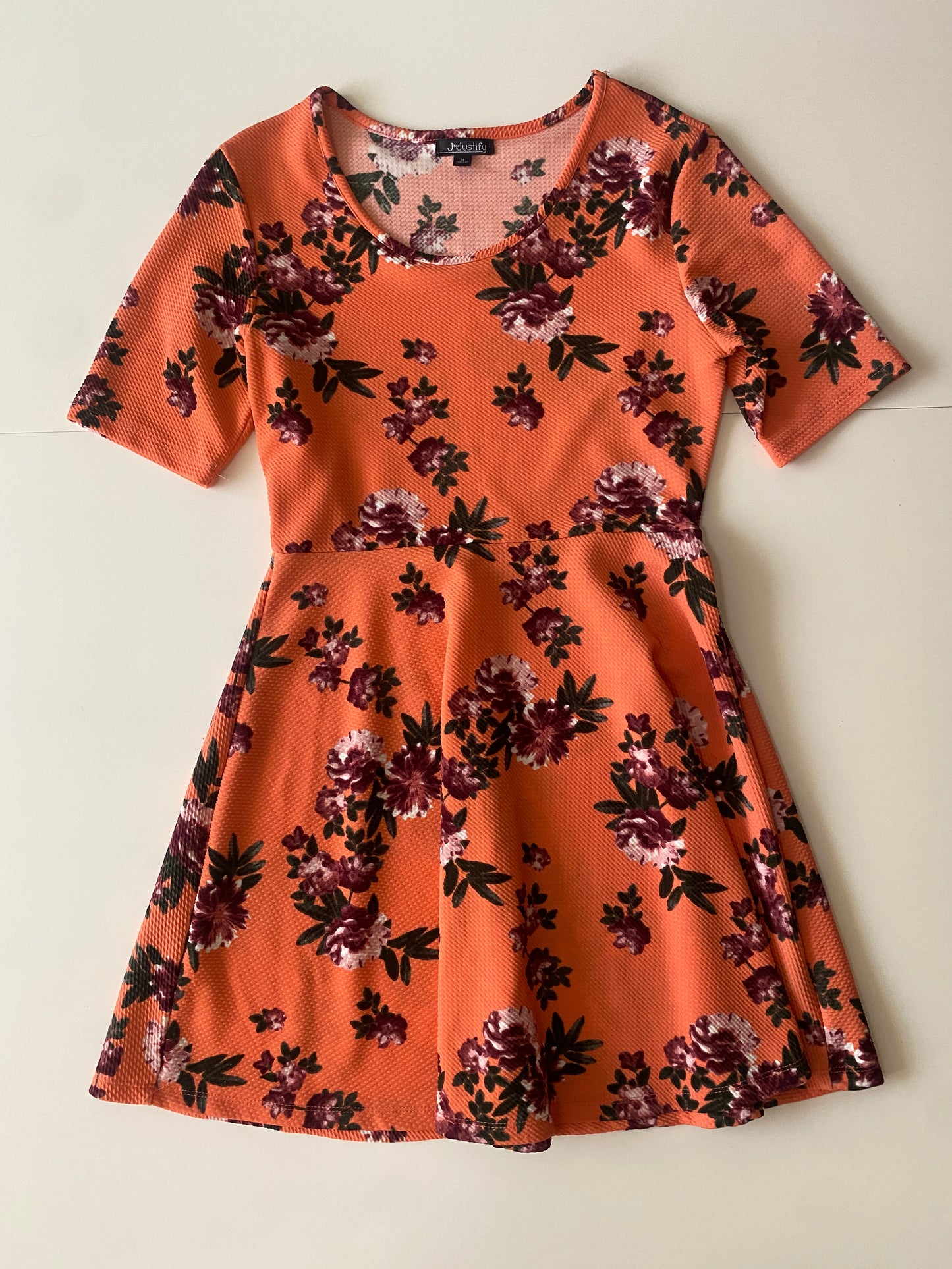 Vestido salmon estampado de flores, Talla M, Mujer