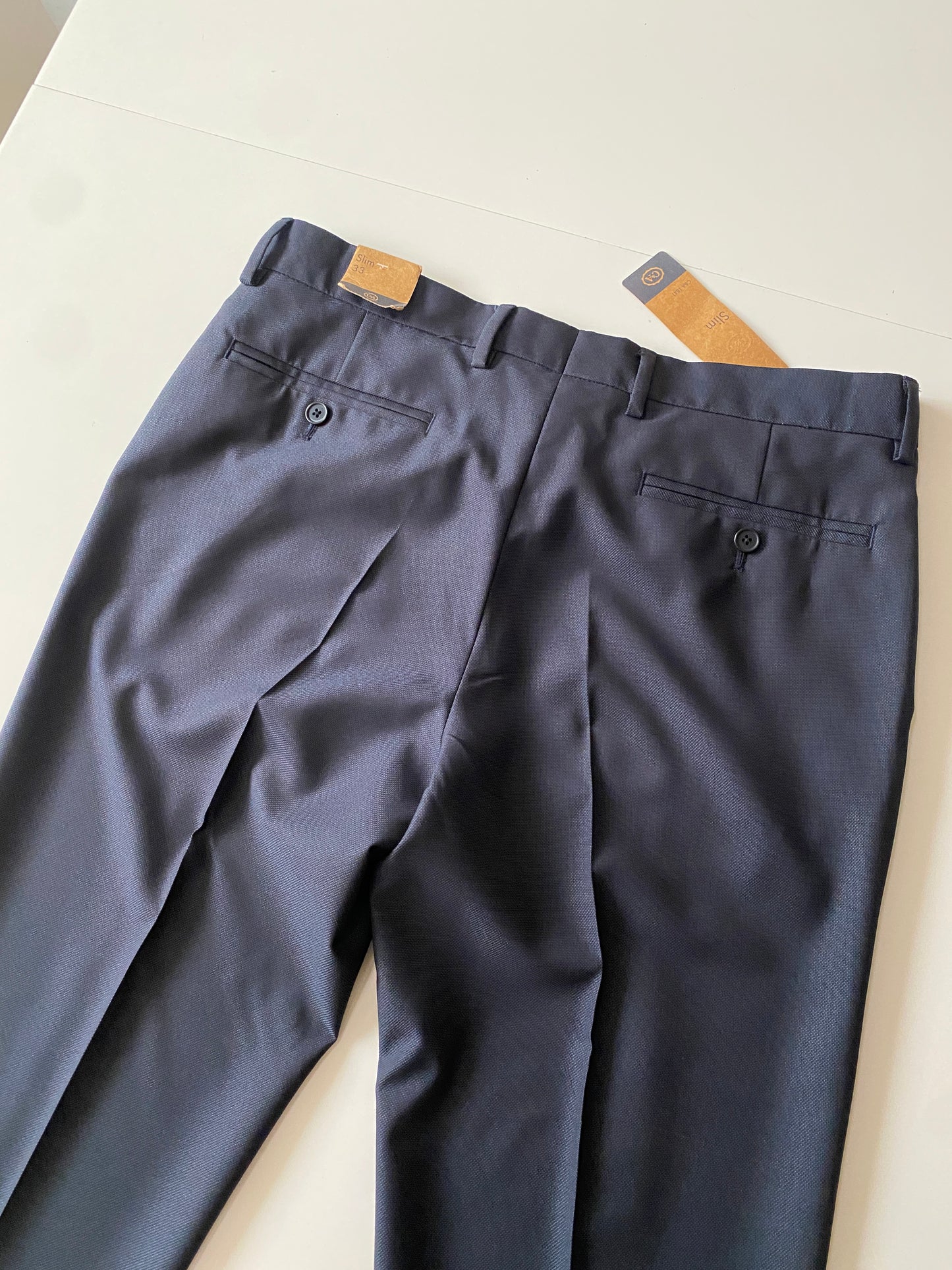 Traje completo azul grisaseo oscuro, Saco Talla M, Pantalones Talla 33, Hombre