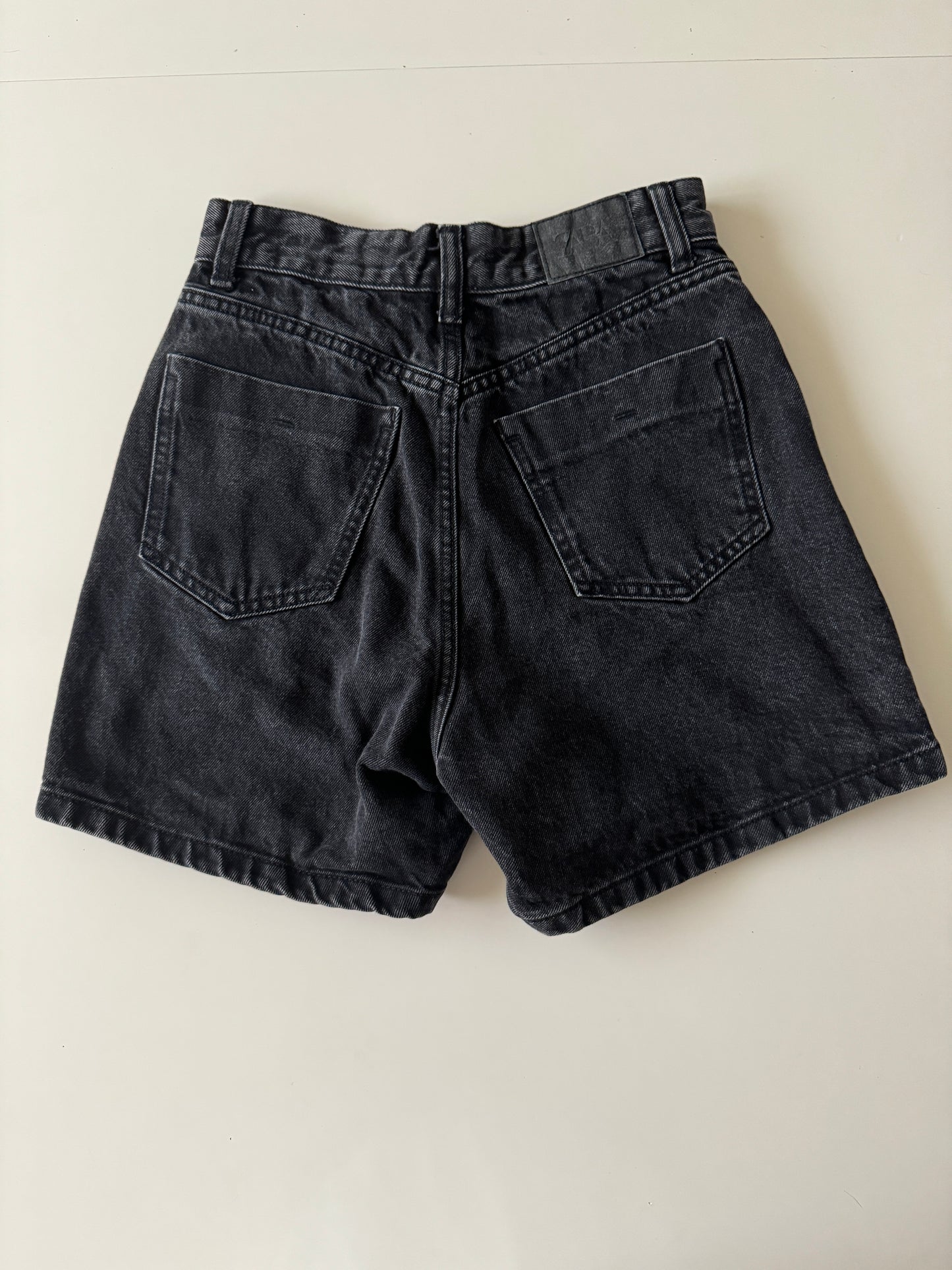 Shorts de mezclilla negros, Talla 24, XS, Mujer