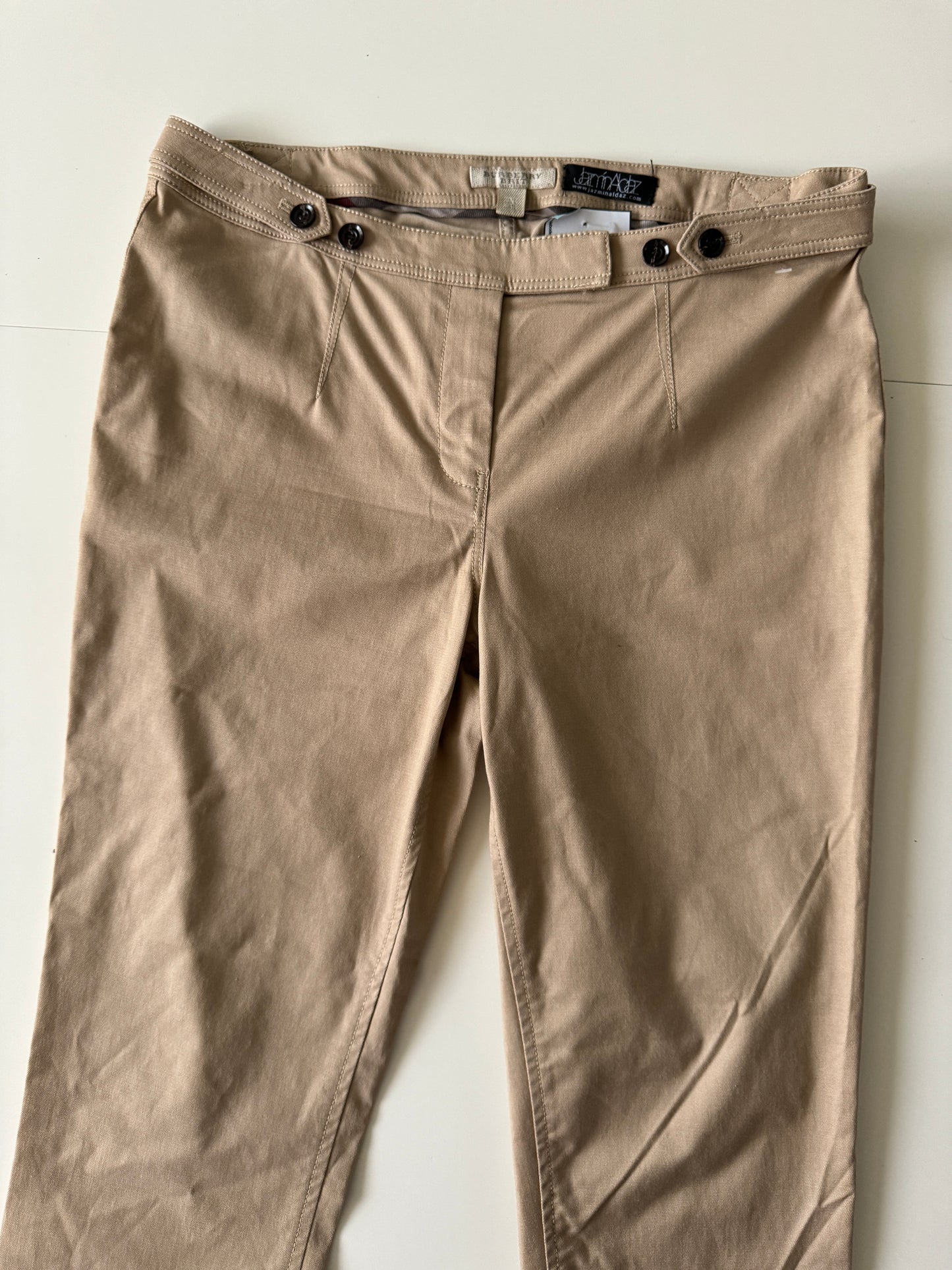 Pantalones beige de diseñador, Talla 8Usa, 10Uk, Mujer