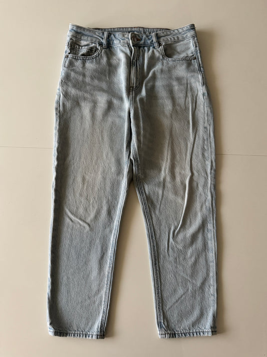 Jeans celestes, Tiro alto, Corte Strigid, Talla 10, American Eagle, Mujer