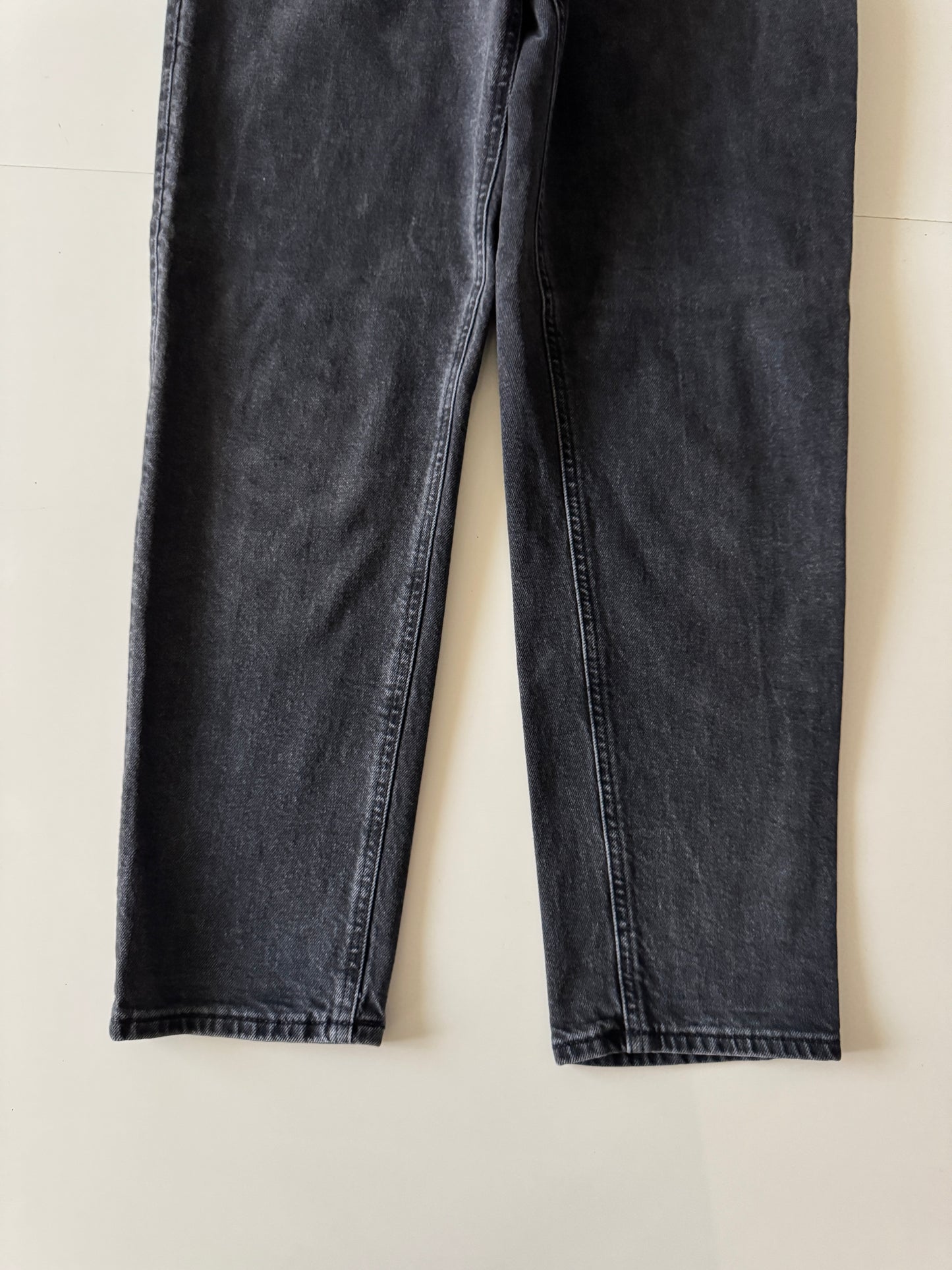 Jeans negros, tiro alto, Talla 10, H&M, Mujer