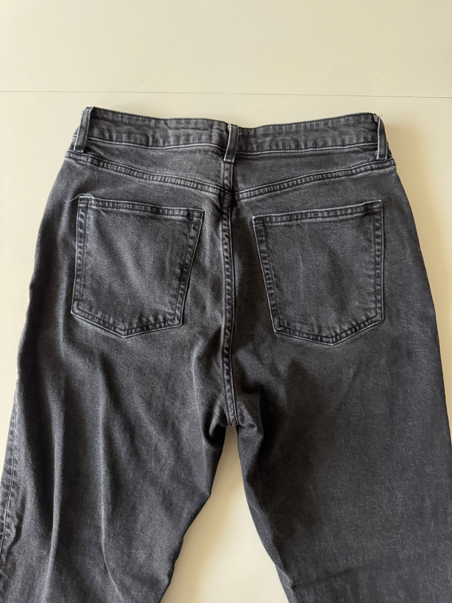 Jeans negros, tiro alto, Talla 10, H&M, Mujer