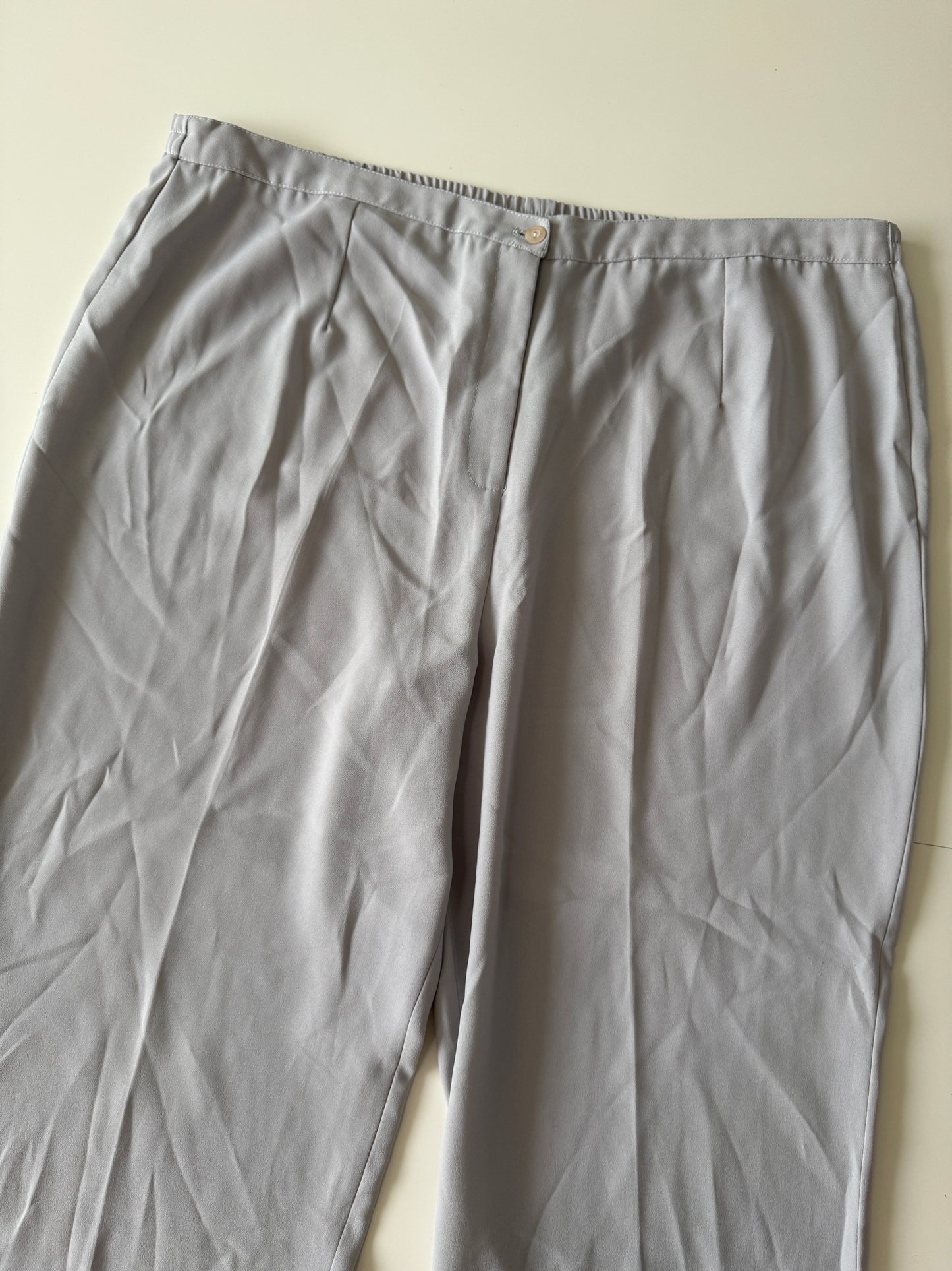 Pantalones grises capris, Talla XXXL, Mujer