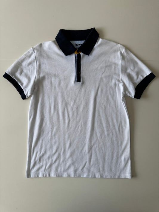 Polo blanca, ribetes azules, Talla M, Corte Slim, Hombre