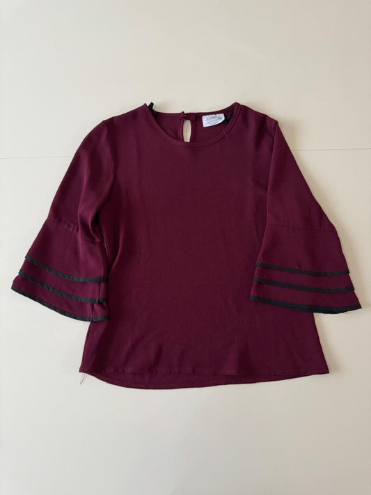 Blusa color vino con vistas negras en mangas, Talla M, Mujer, Fashion