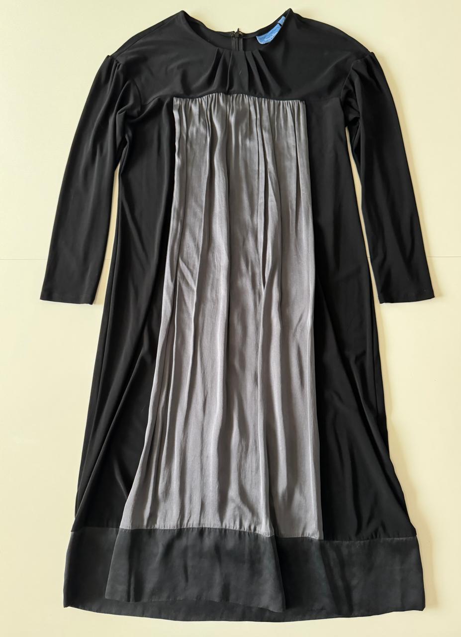 Vestido gris y negro de diseñador, Talla M, Mujer