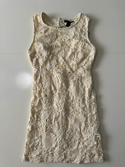 Vestido de encaje beige, Talla S, Mujer