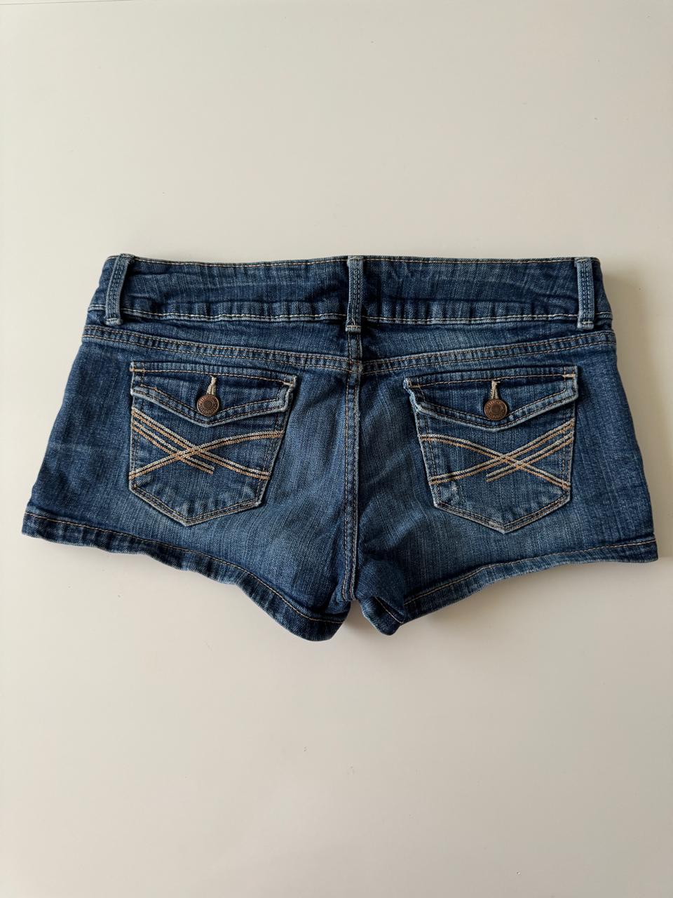 Shorts mezclilla, low rise, Talla 9/10, M, Mujer