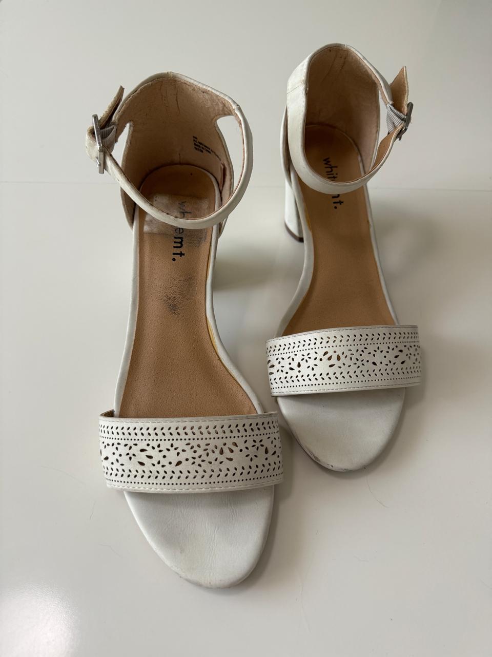 Sandalias beige, Talla 10 Usa, Mujer