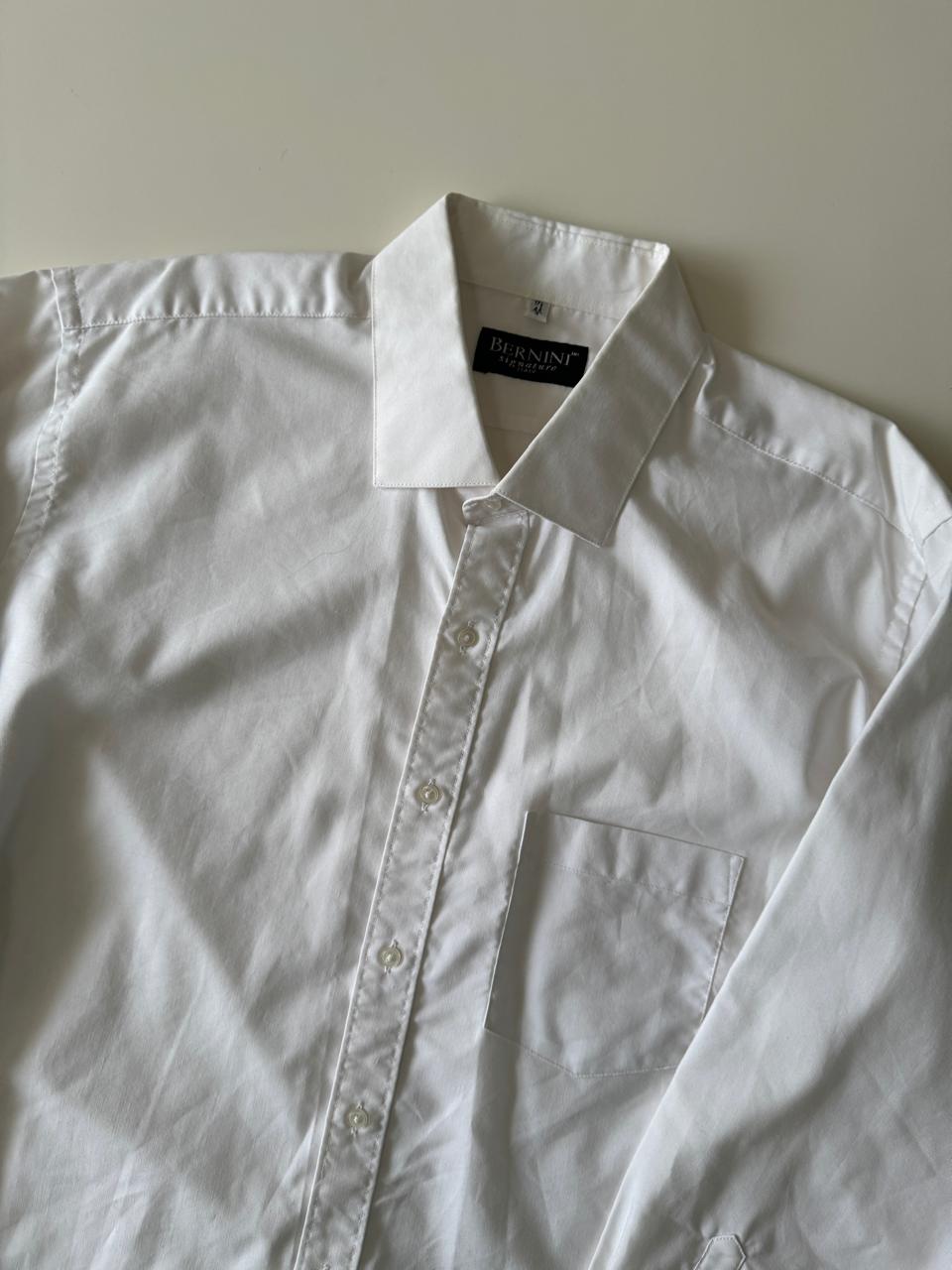 Camisa blanca de vestir, Talla L, Cuello 17.5, Manga 44,4, Hombre