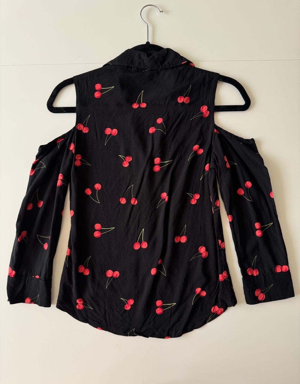 Camisa negra estampada cerezas, Talla XS Mujer, 14 Teen