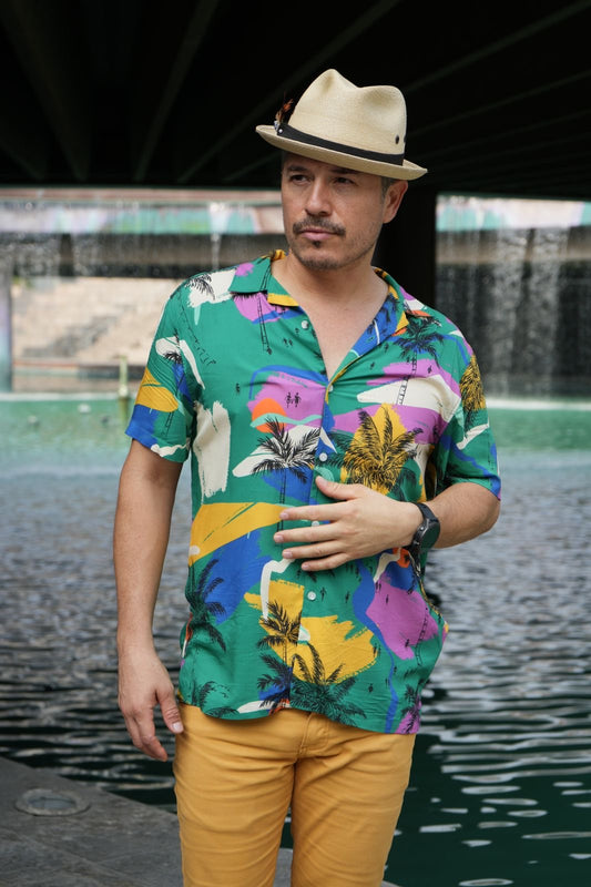 Camisa manga corta estampada, Talla m, NWT