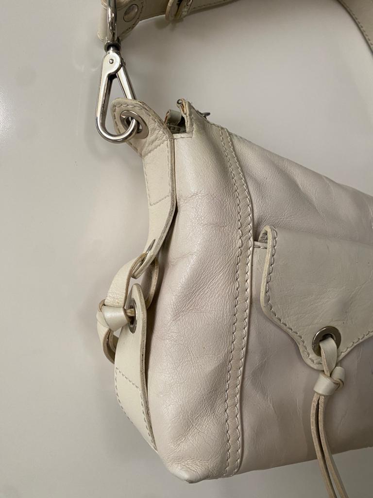 Bolsa beige de piel, Mujer