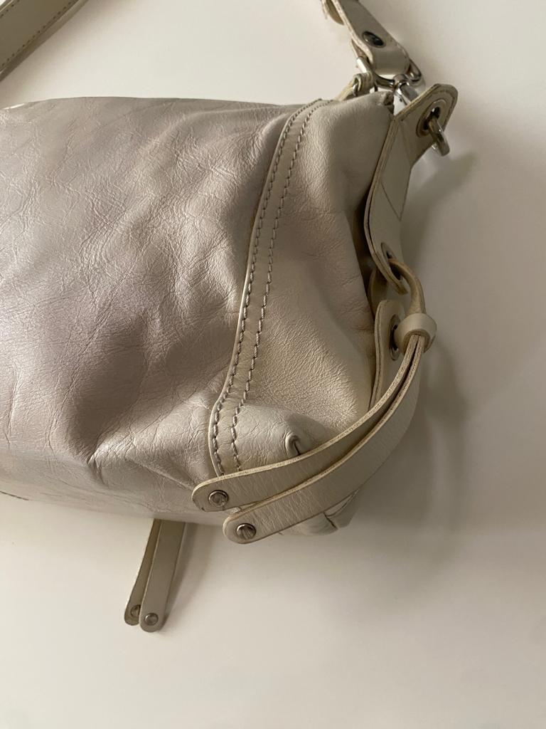 Bolsa beige de piel, Mujer