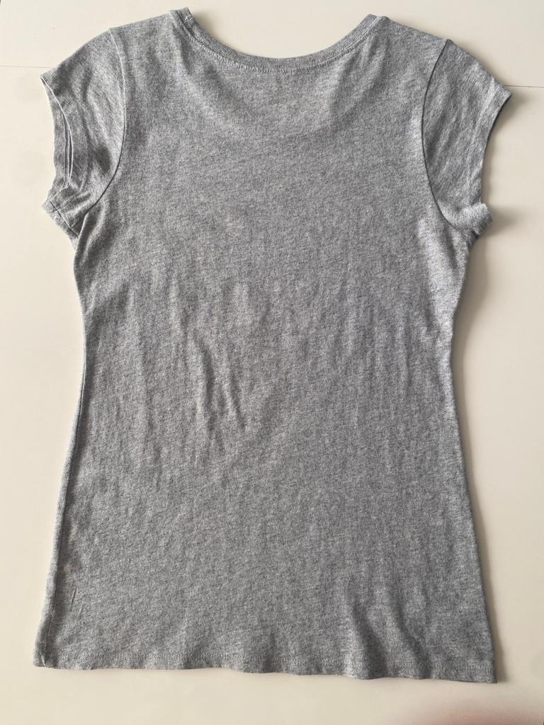 Playera gris estampada, Talla S, Mujer