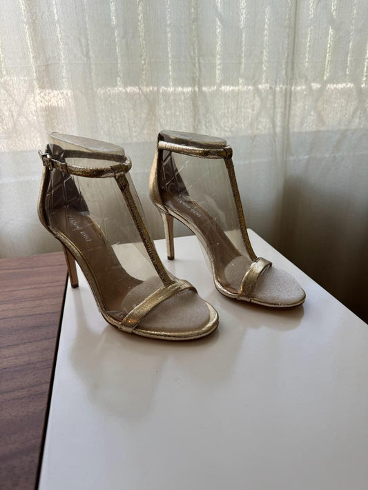 Tacones dorados, Talla 7.5Usa, Mujer