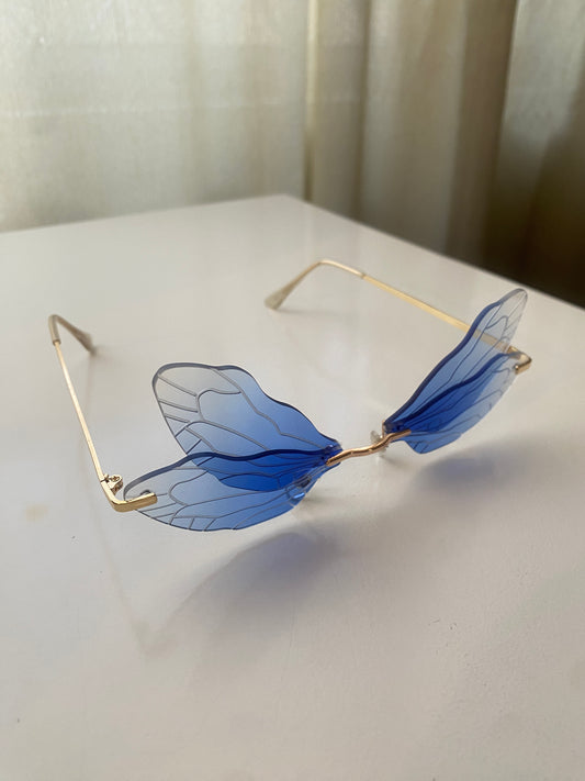 Gafas azules con forma de ala de mariposa, NWT