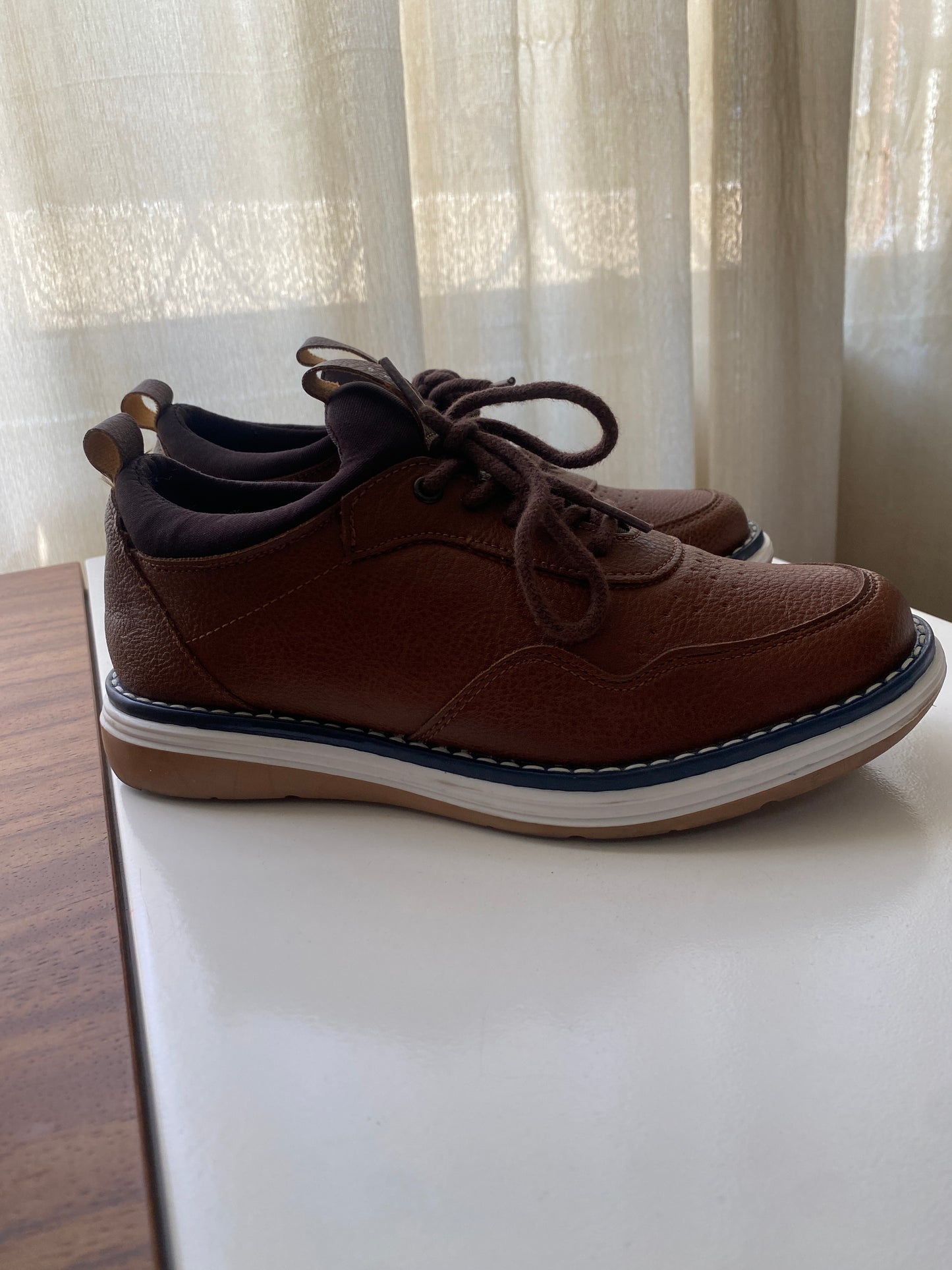 Zapato niño café, Talla 23Mx