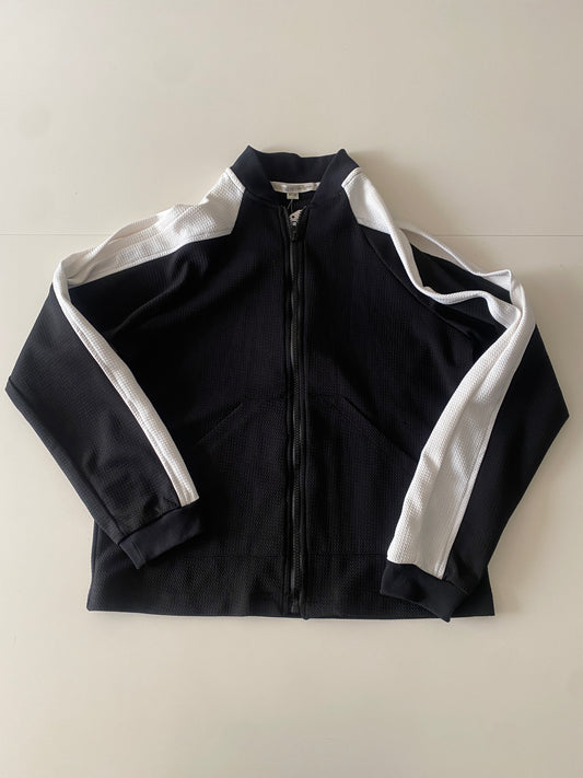 Chaqueta ligera negra con abertura en hombros, Talla M, Mujer