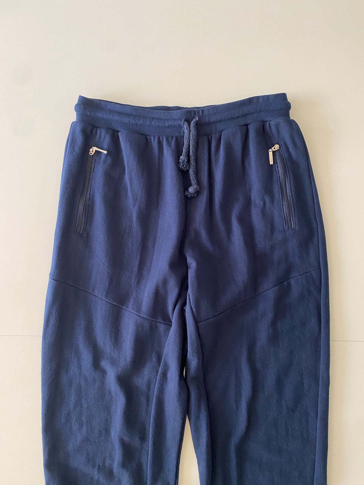 Pants deportivos de tela azul marino, Talla L, Hombre