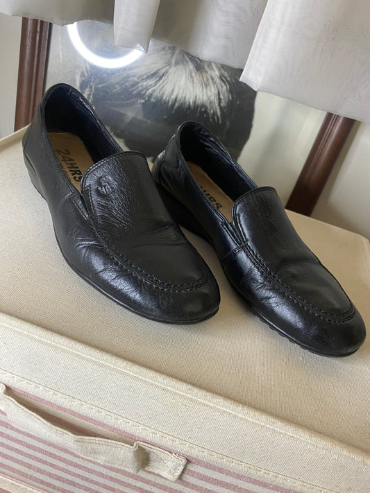 Loafers negros, Talla 6.5Usa